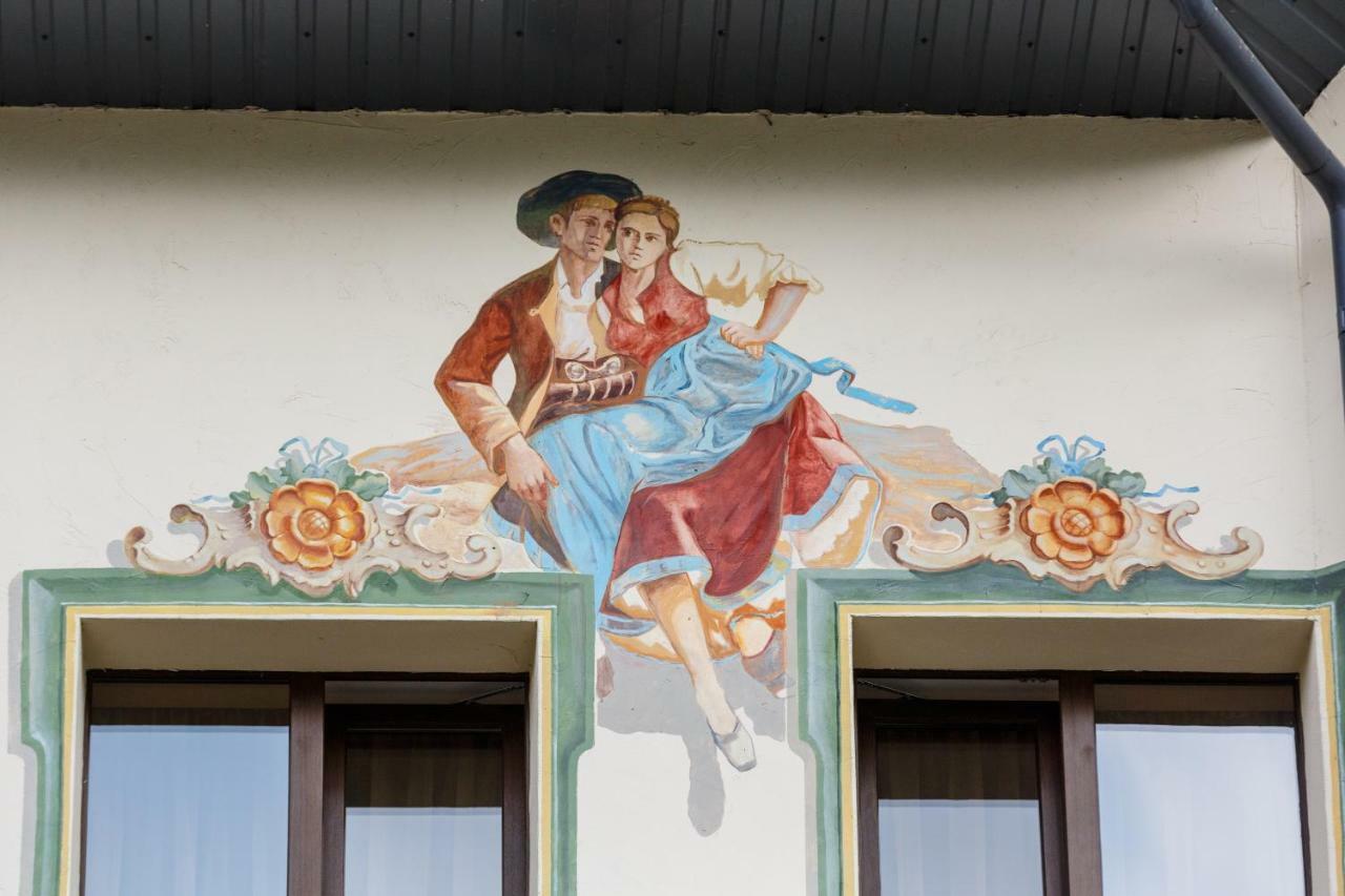 Baron Spa Hotel - Museum Yaremche Eksteriør billede
